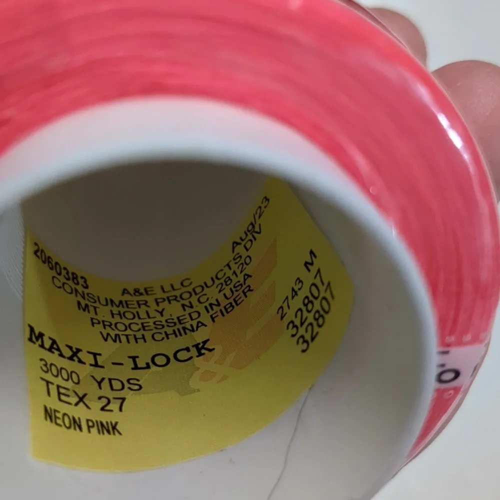 Maxi-Lock Neon Pink Polyester Thread Set - Picture 2 of 3
